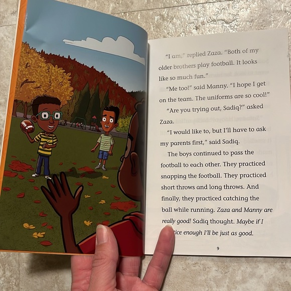 Sadiq and the Fun Run. By Siman Nuurali. Paperback book. - Picture 8 of 14